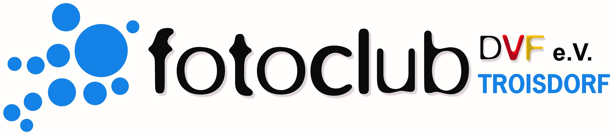 Logo Fotoclub Troisdorf, Kreative Gemeinschaft für Fotografie, Workshops und öffentliche Ausstellungen.